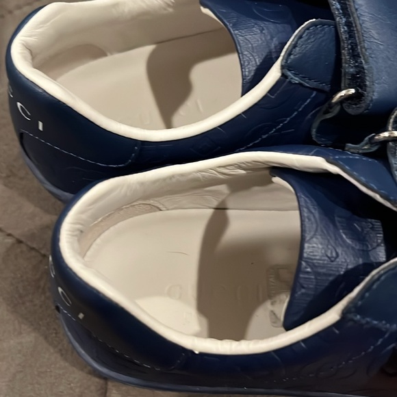 Blue Gucci unisex tennis shoes size 11 T - Picture 5 of 6